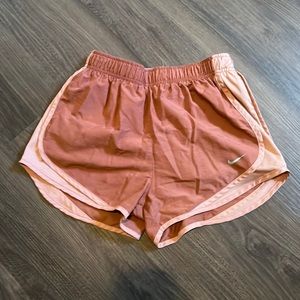 Nike tempo short small